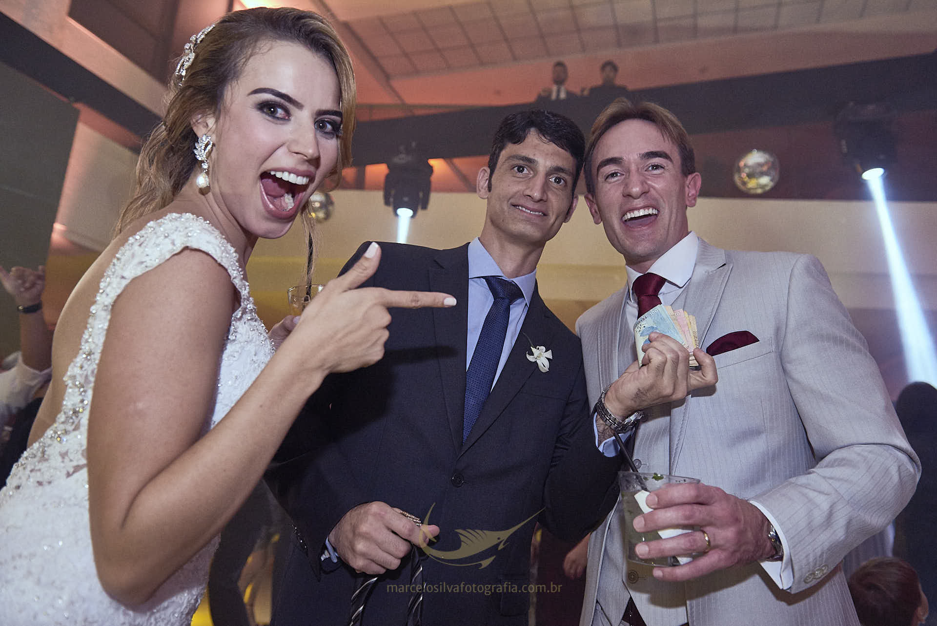 Foto Casamento de Mayara e Fábio no Porto Vittoria Espaço de Eventos - Brasília - DF Foto Casamento de Mayara e Fábio no Porto Vittoria Espaço de Eventos - Brasília - DF - Imagem 98